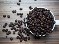 Perché acquistare caffè naturale in grani